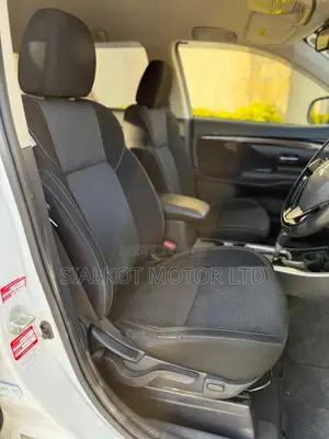 Mitsubishi Outlander 2.0 PHEV AWD 2020 White