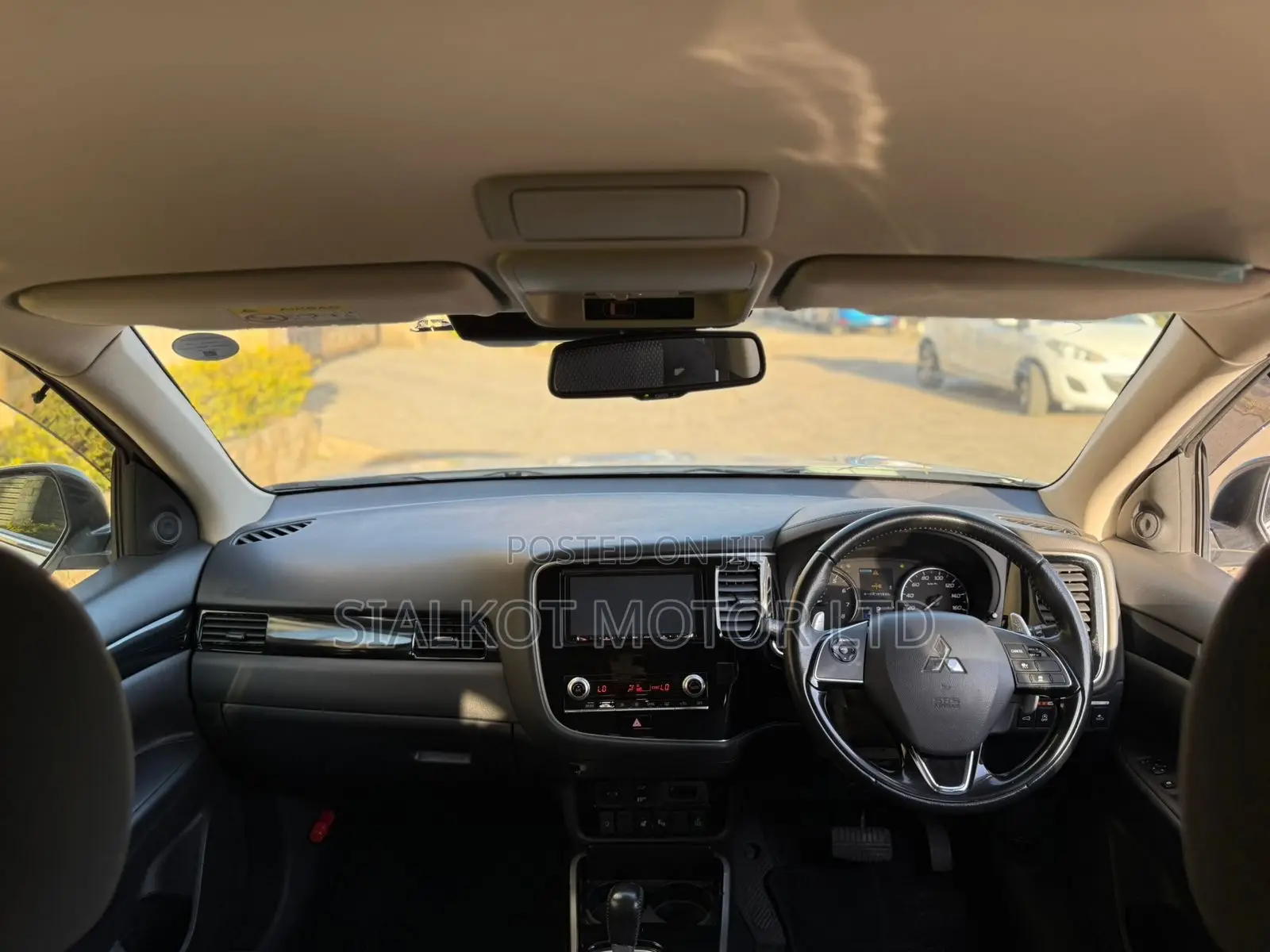 Mitsubishi Outlander 2.0 PHEV AWD 2020 White