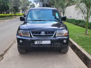 Mitsubishi Shogun 2004 Black