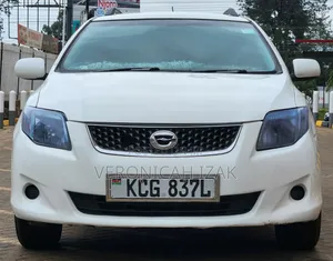 Toyota Corolla Fielder 2009 White