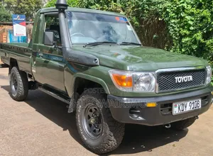Toyota Land Cruiser 2008 Green