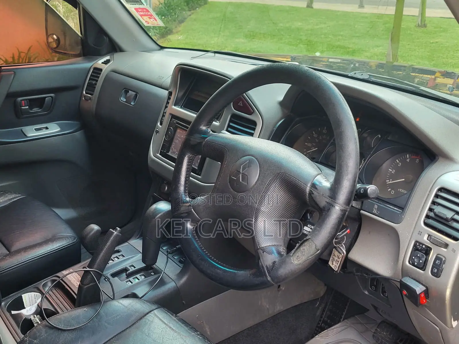Mitsubishi Shogun 2004 Black