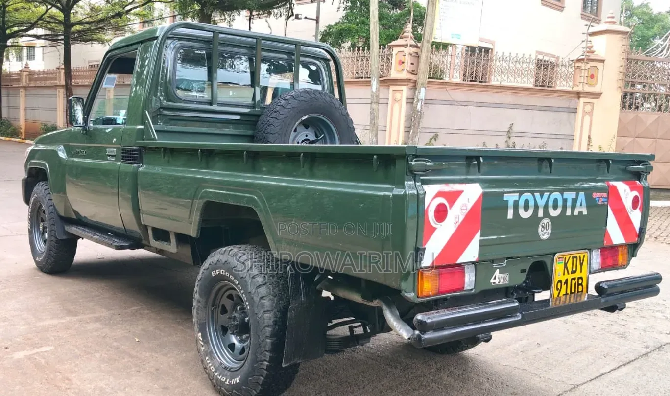 Toyota Land Cruiser 2008 Green