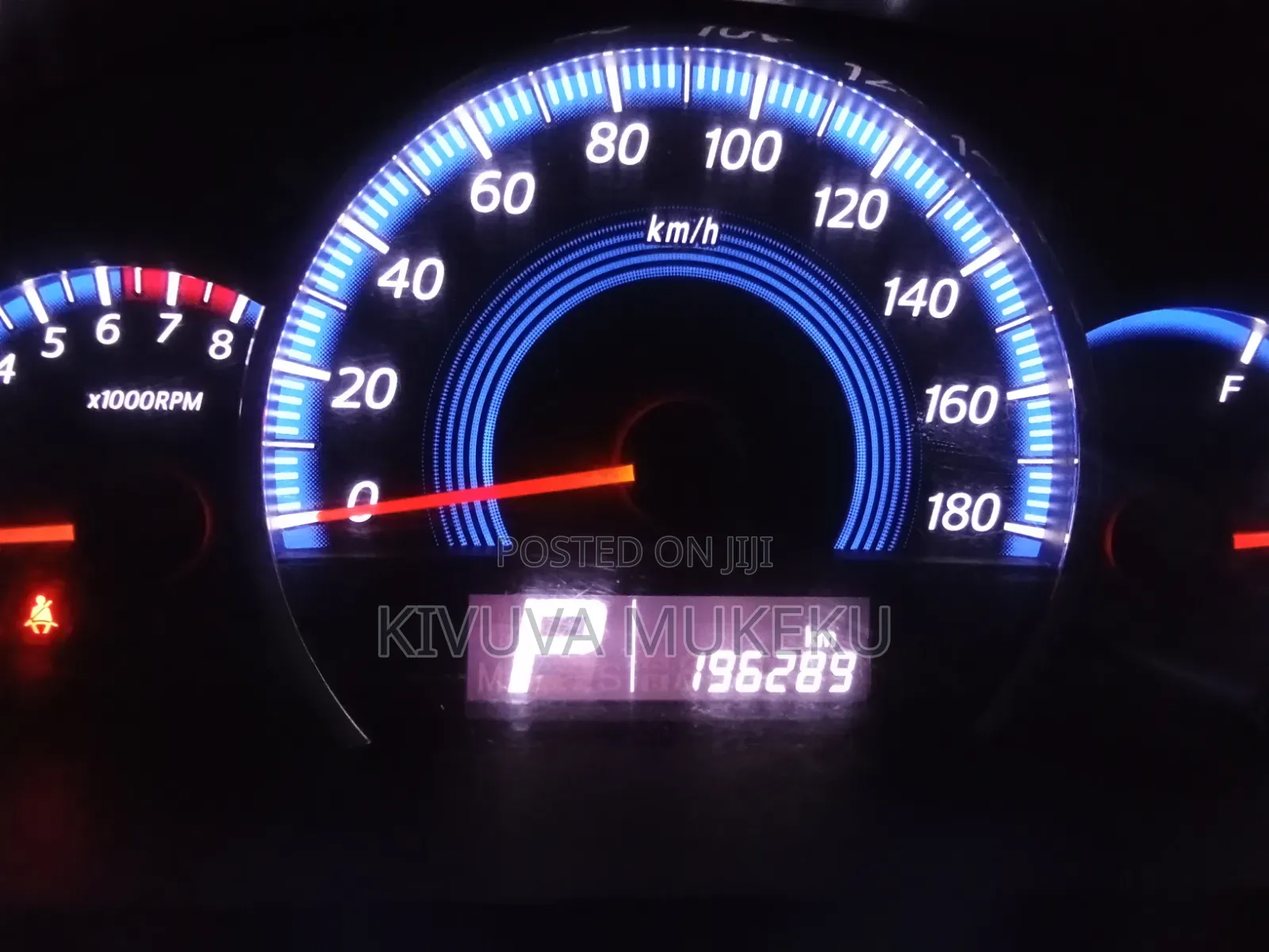 Mitsubishi SpaceWagon 2012 Silver
