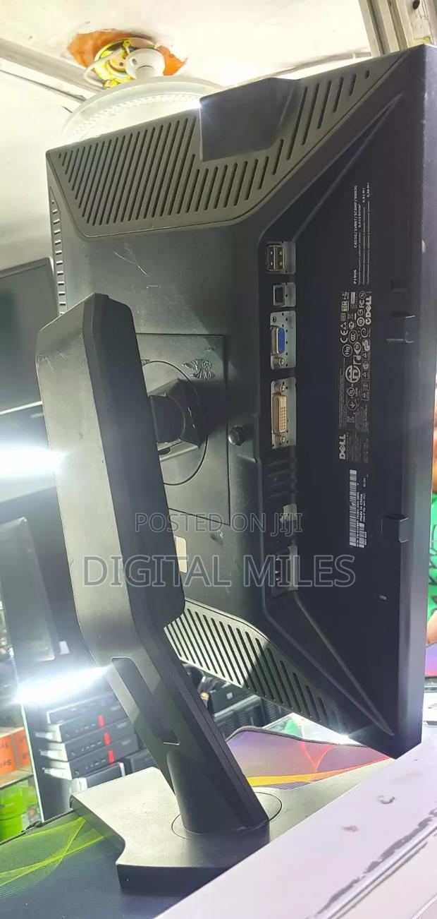Dell Monitor Computer - thumbnail 3