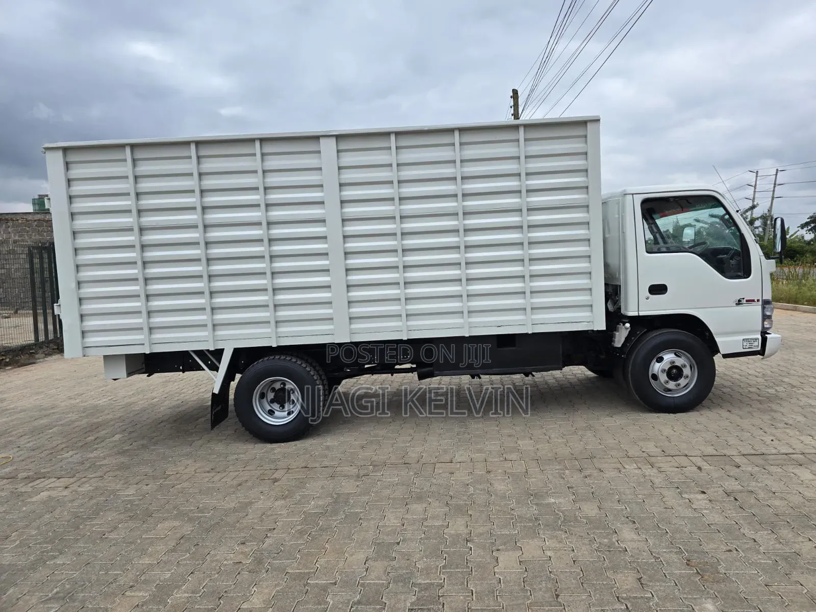 White Isuzu NPR