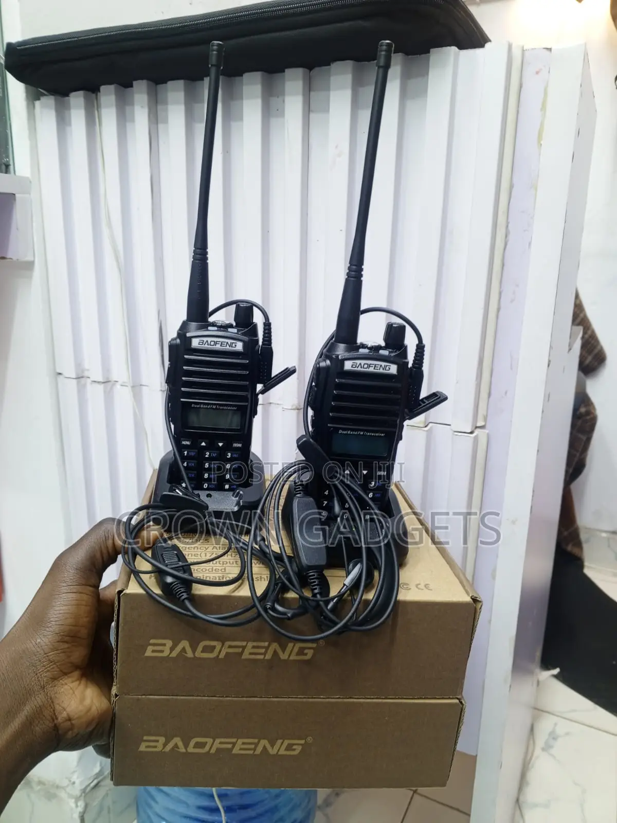 Baofeng Uv82 Dual Band Radio With Charger And Earpiece