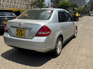 Nissan Tiida 1.5L 16V 2010 Silver