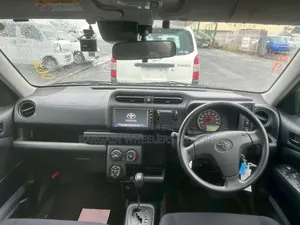 Toyota Probox 2021
