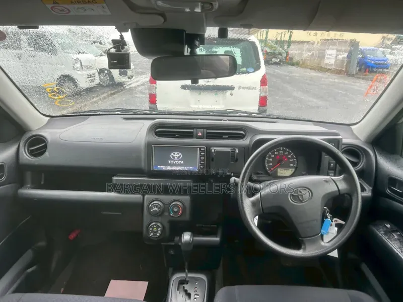 Toyota Probox 2021