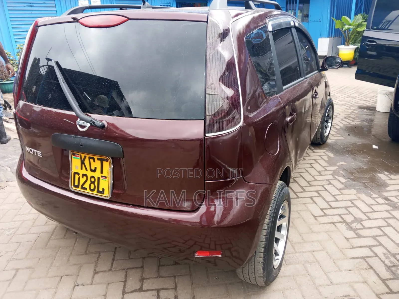 Nissan Note 2012 Burgundy