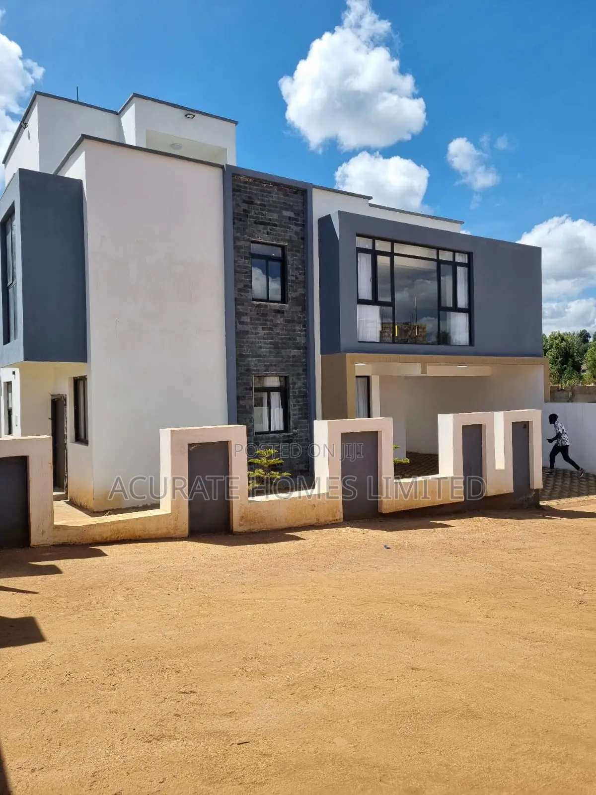 5bdrm Villa in Green, Muguga for sale