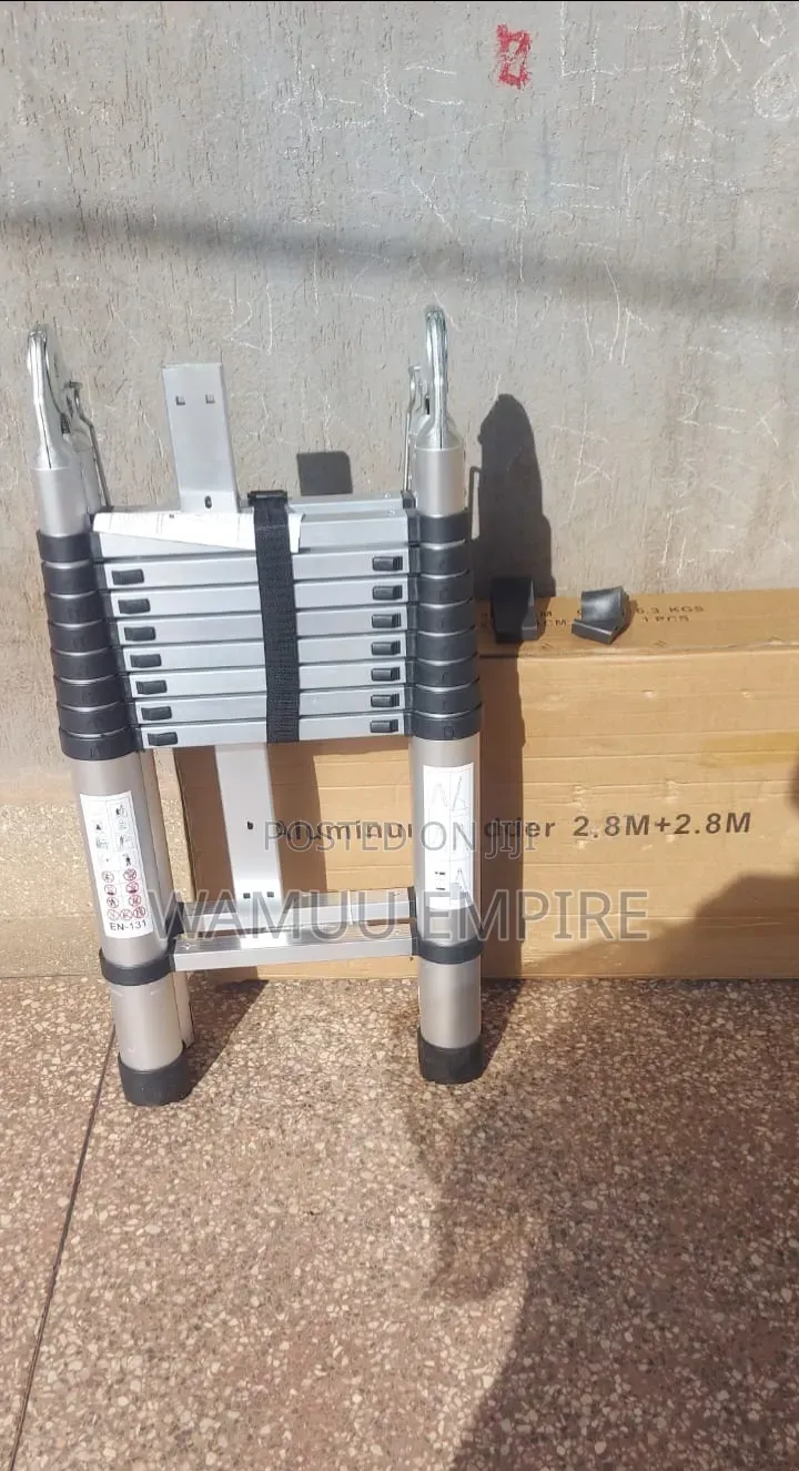 Double Telescopic Aluminium Ladder 5.6 Meters (2.8m + 2.8m).