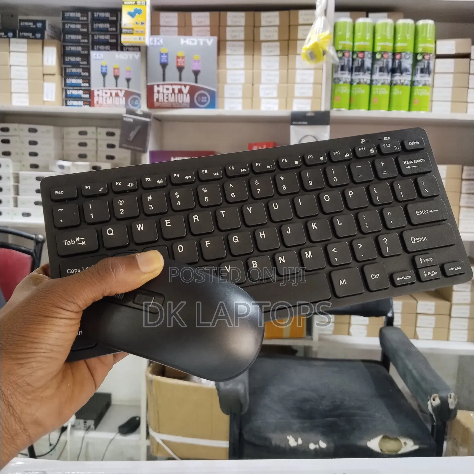 Gkm901 Wireless Bluetooth Mini Keyboard + Mouse