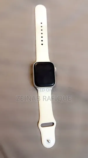 Apple Watch Series 8
