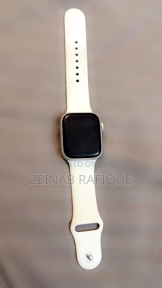 Apple Watch Series 8