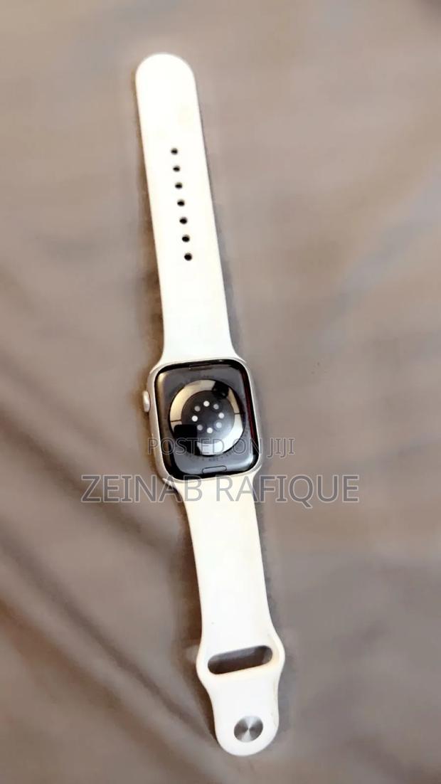 Apple Watch Series 8 - thumbnail 2