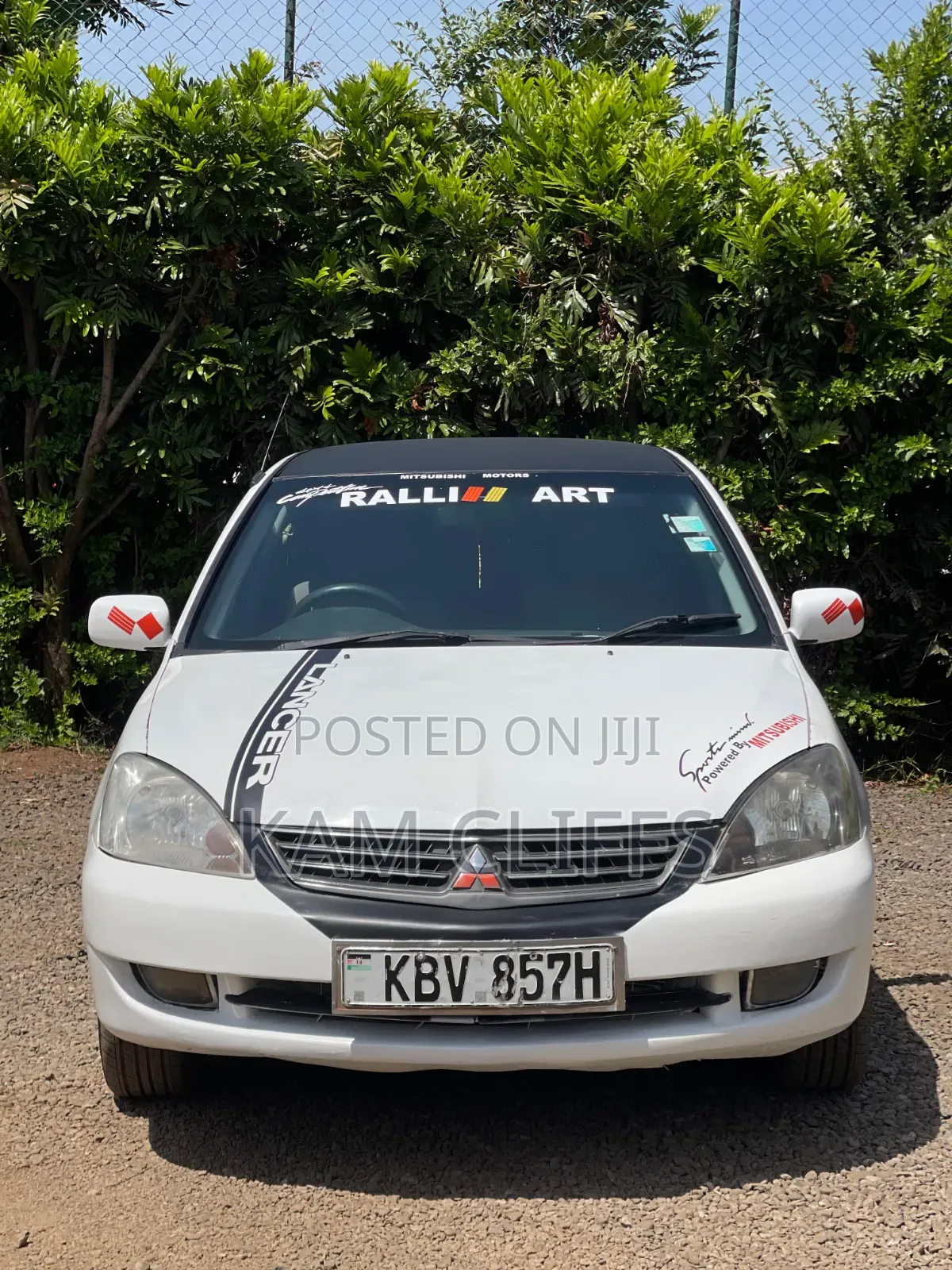 Mitsubishi Galant 2005 White