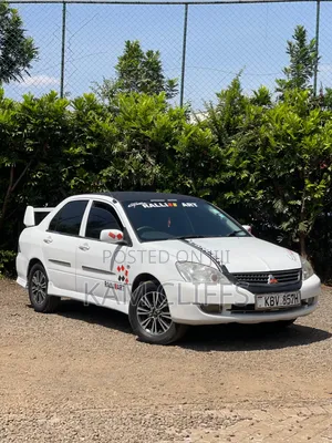 Mitsubishi Galant 2005 White