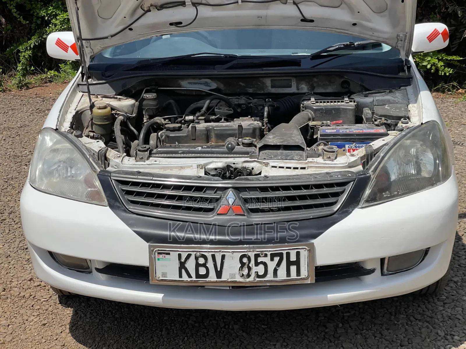 Mitsubishi Galant 2005 White