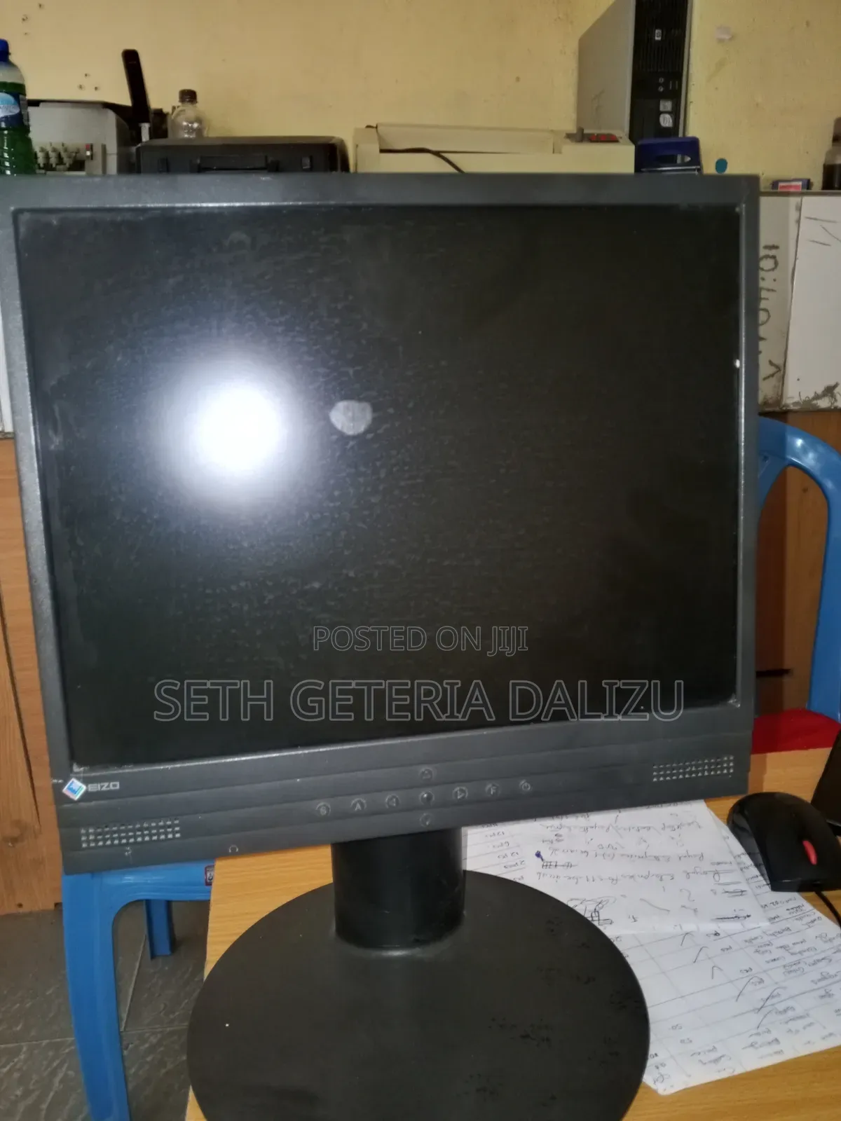 Am Selling My Monitor