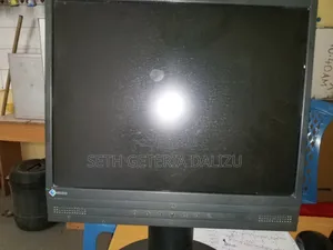 Am Selling My Monitor