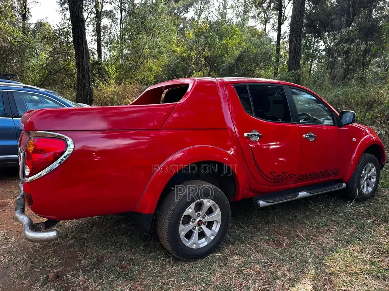 Mitsubishi L200 2011 Red