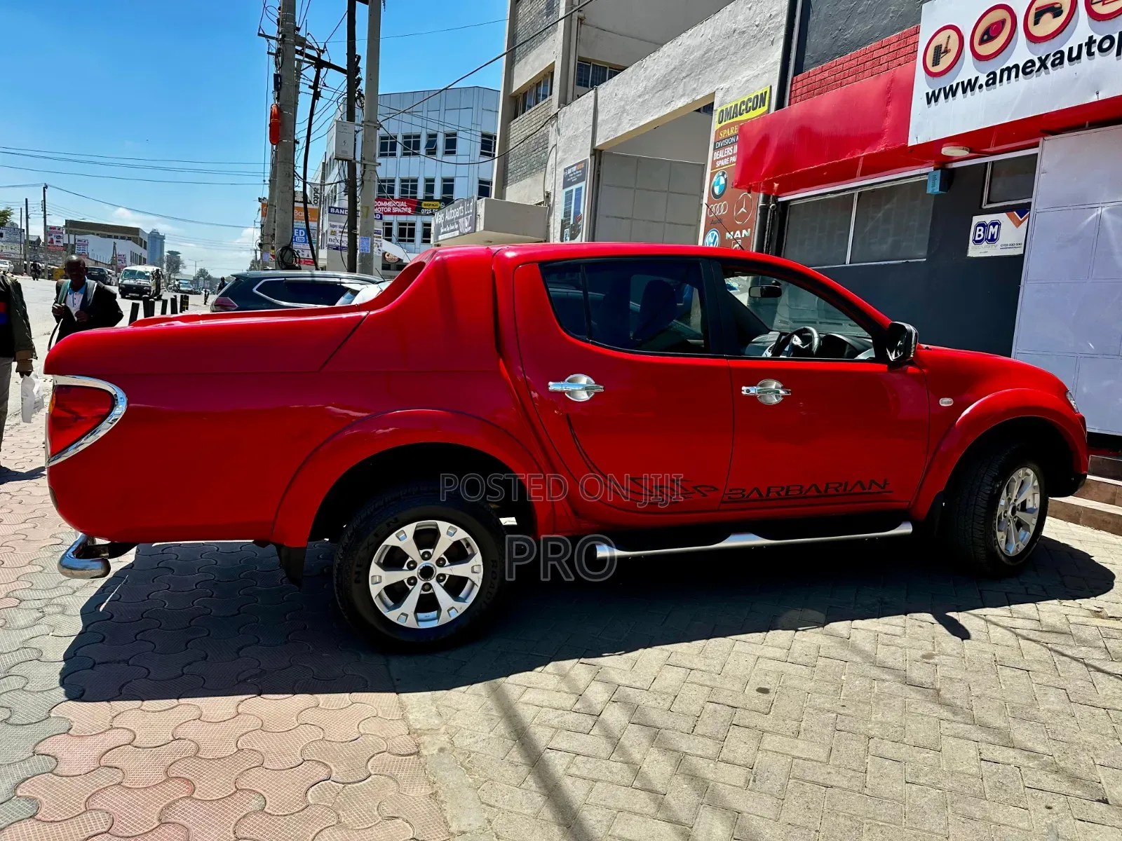 Mitsubishi L200 2011 Red