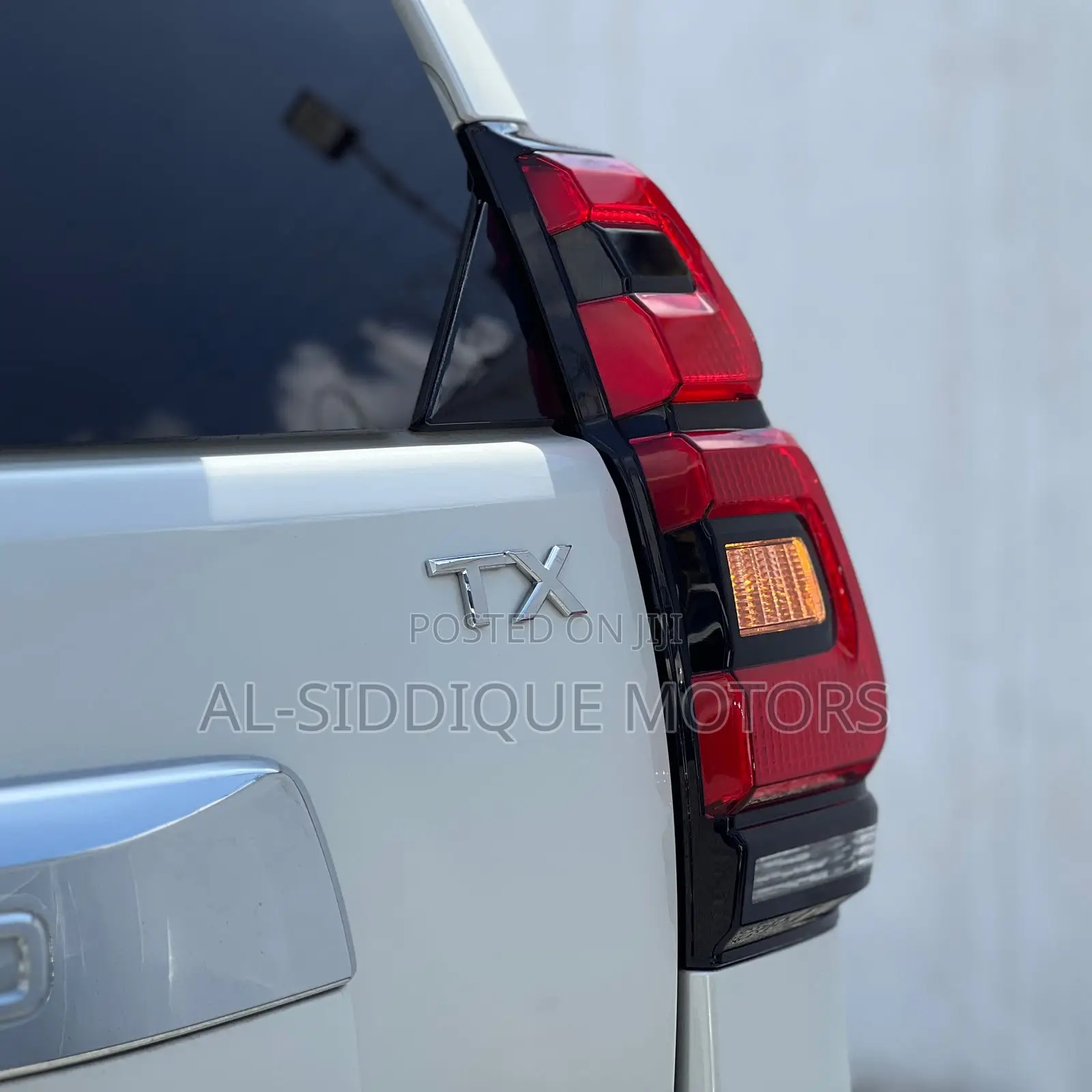Toyota Land Cruiser Prado 2.7 2019 Pearl