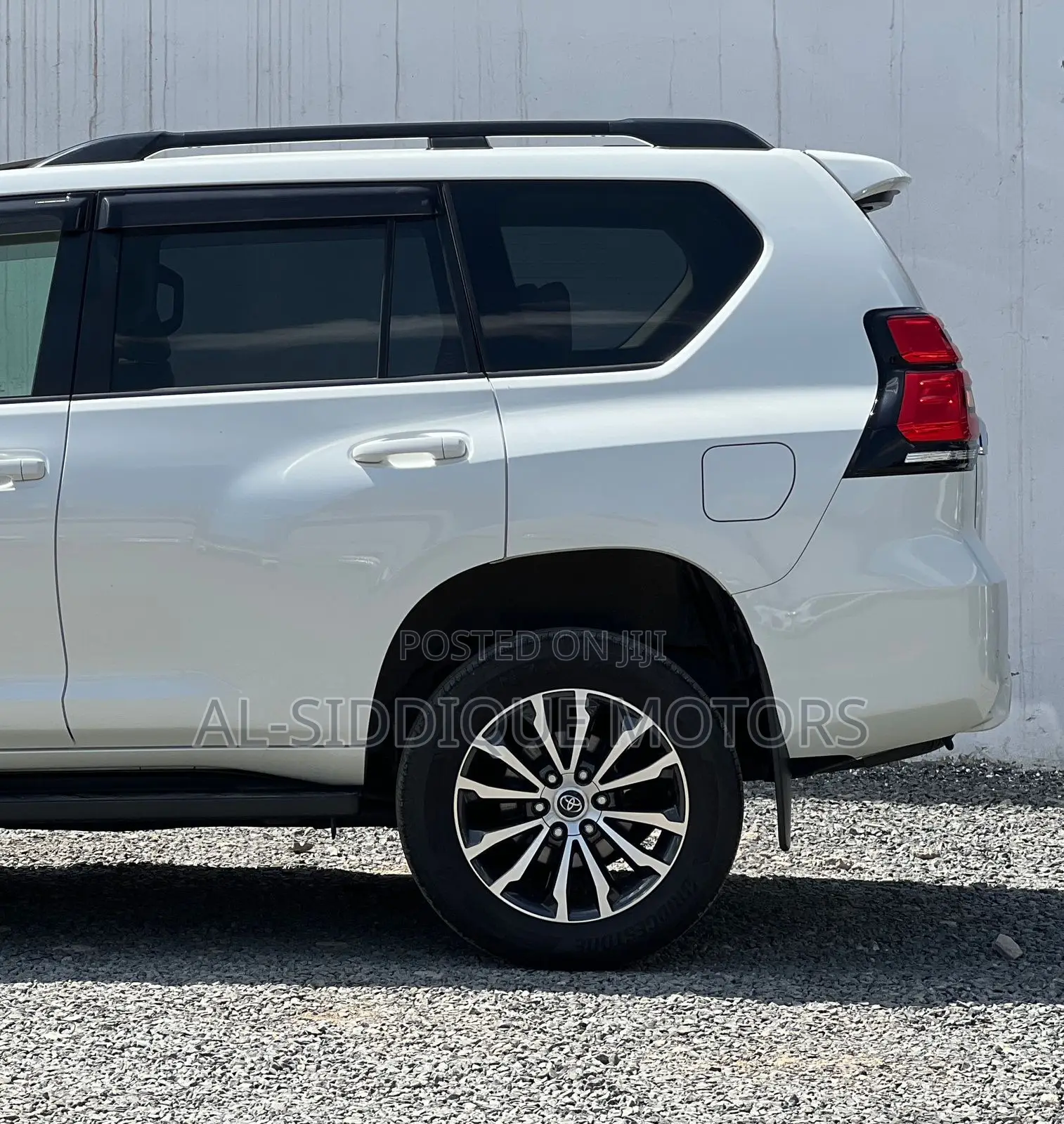 Toyota Land Cruiser Prado 2.7 2019 Pearl