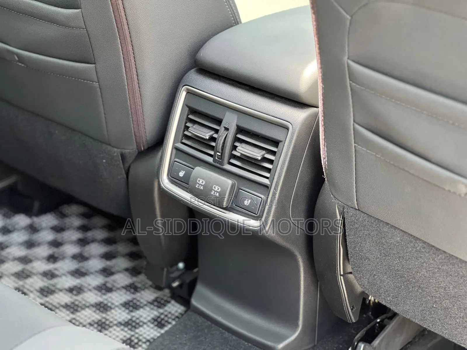 Subaru Forester 2018  White 