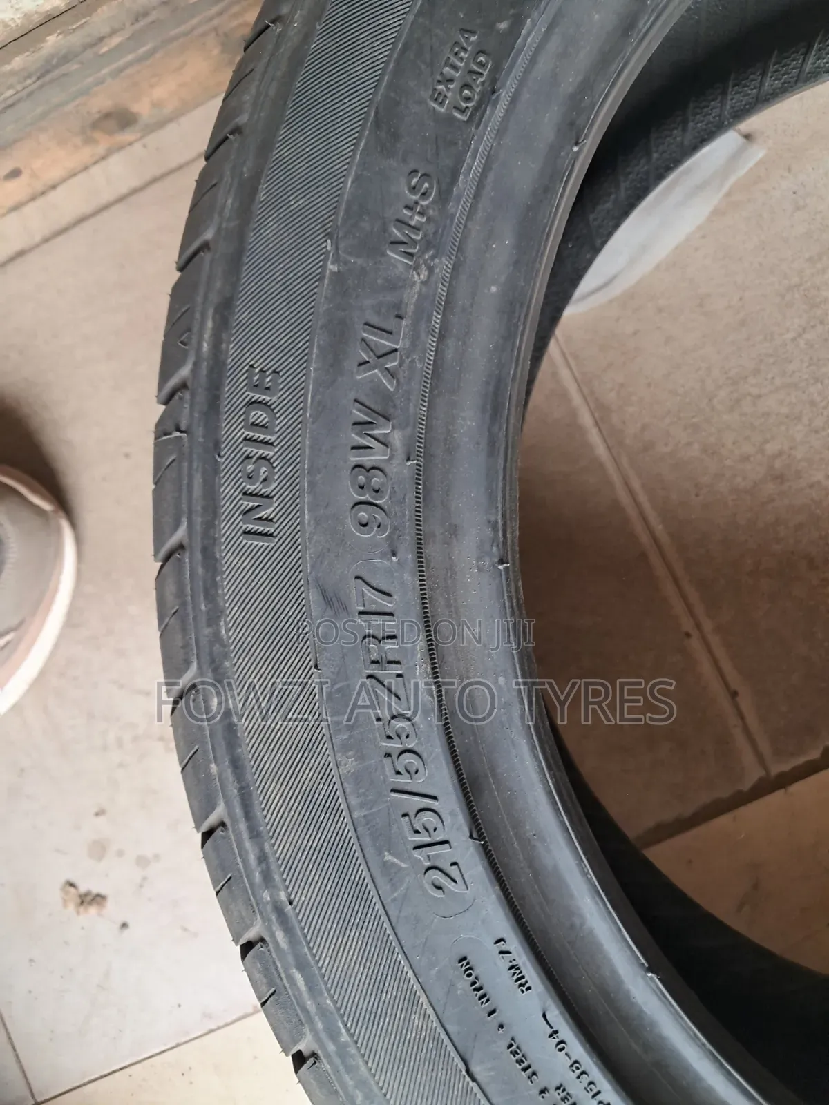 215/55r17 Centara