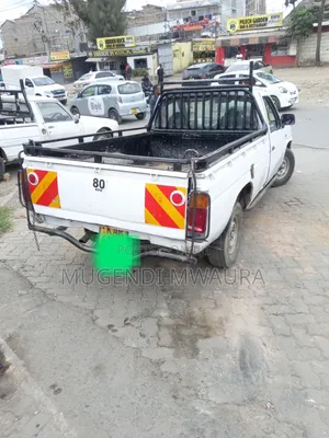 Nissan Sahara Well Maintained