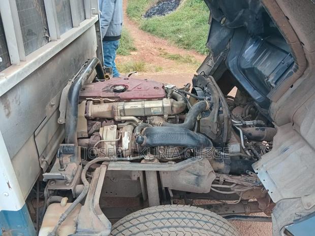 Toyota Dyna 2014 Manual Diesel Double Wheel - thumbnail 11