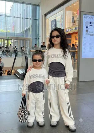 Newjeans Girls Sweatsuits 3-6 Yrs