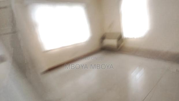 Commercial House for Rent in Parklands - thumbnail 12