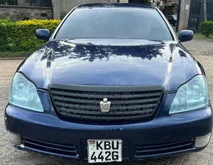 Toyota Crown Royale 2005 Blue