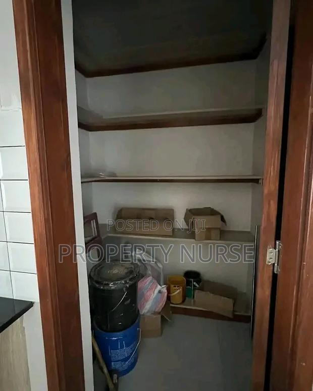 2bdrm Apartment in Gateway Mall Area for sale - thumbnail 7