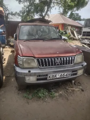 Toyota Land Cruiser Prado 2003 Red