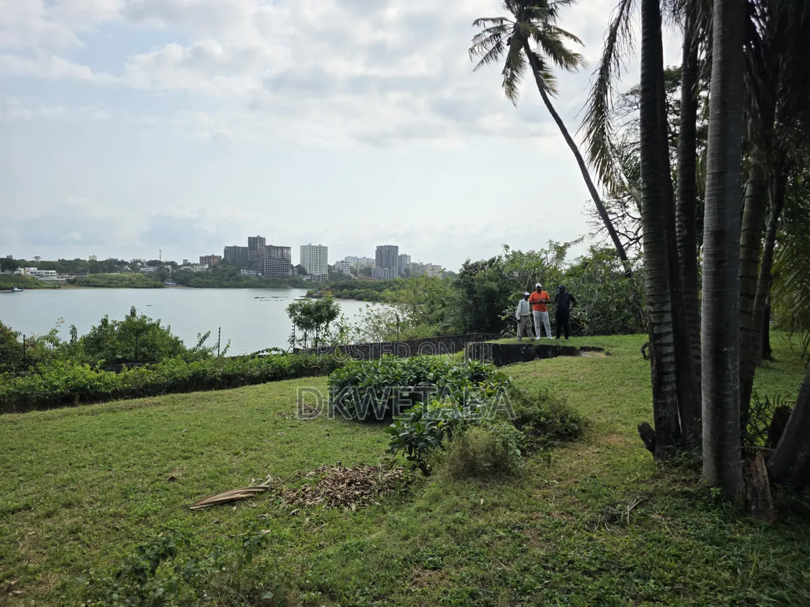 2.5 Acres Sea Front Nyali West