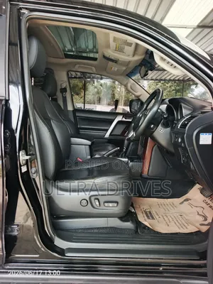 Toyota Land Cruiser Prado 2016 Black
