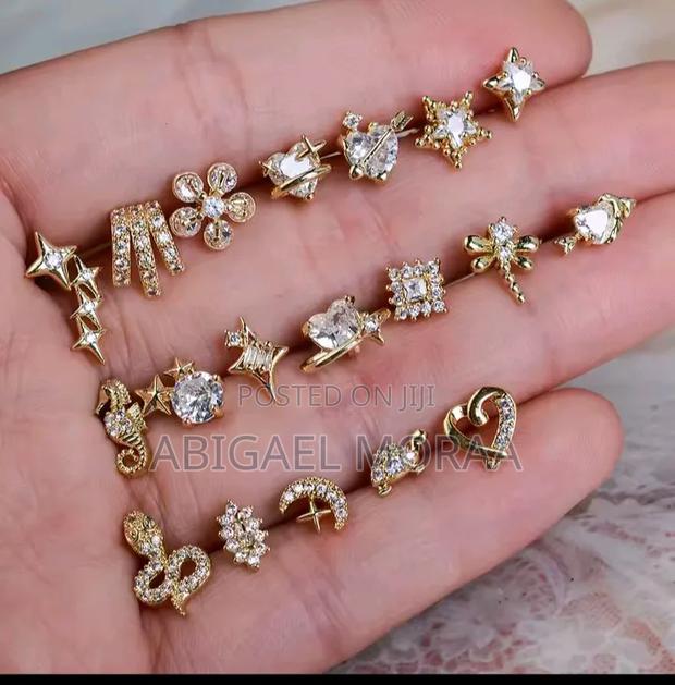 Women's Accessories - thumbnail 3