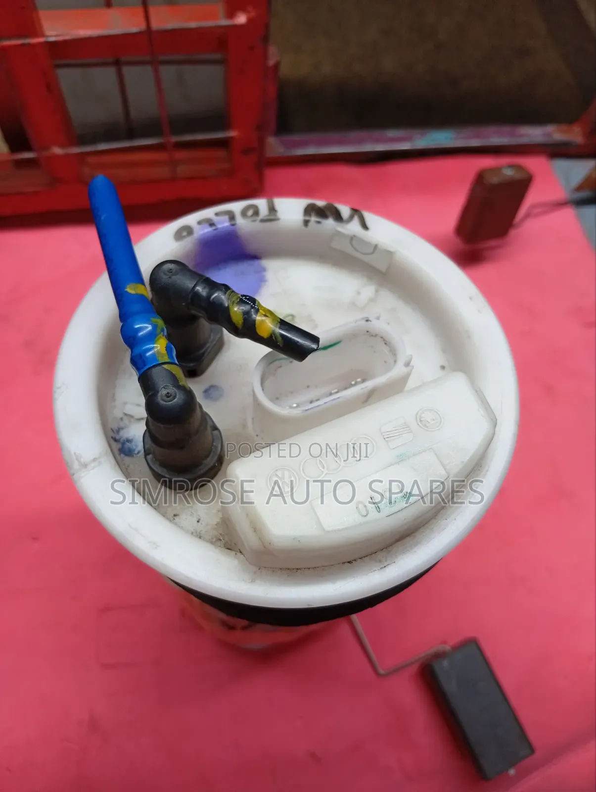 Fuel Pump v W Polo