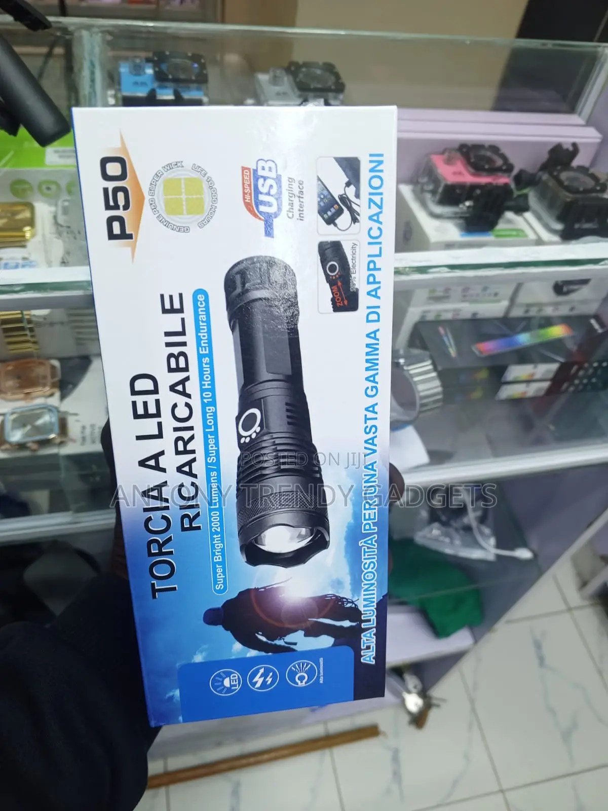 Torcia P50 Rechargeable Led Flashlight 2000 Lumens Usb