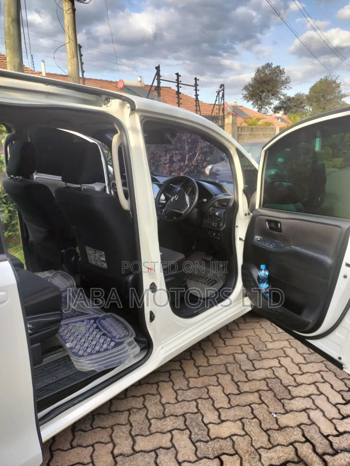 Toyota Noah 2016 Black