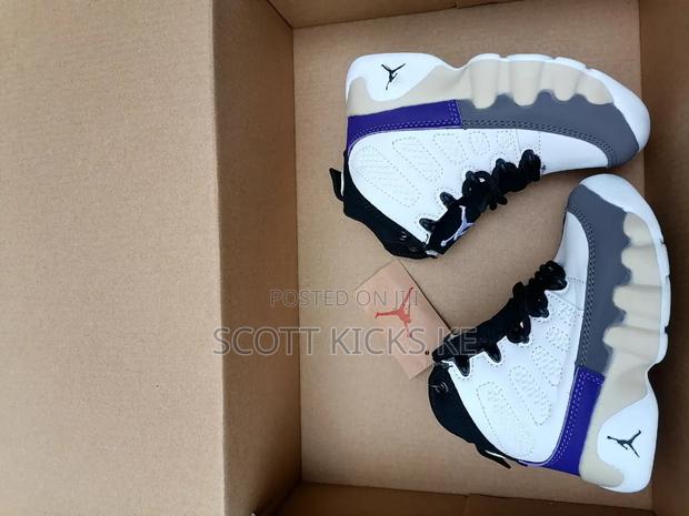 Air Jordan 9 Kids Available in Sizes 25 to 35 - thumbnail 2
