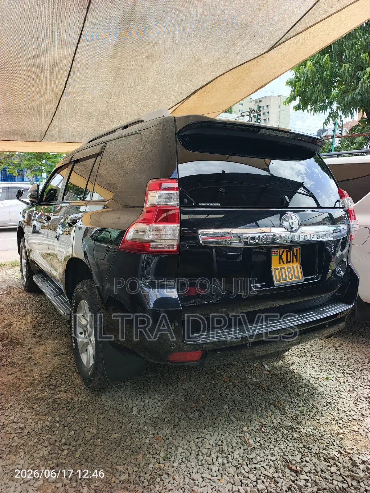 Toyota Land Cruiser Prado 2016 Black