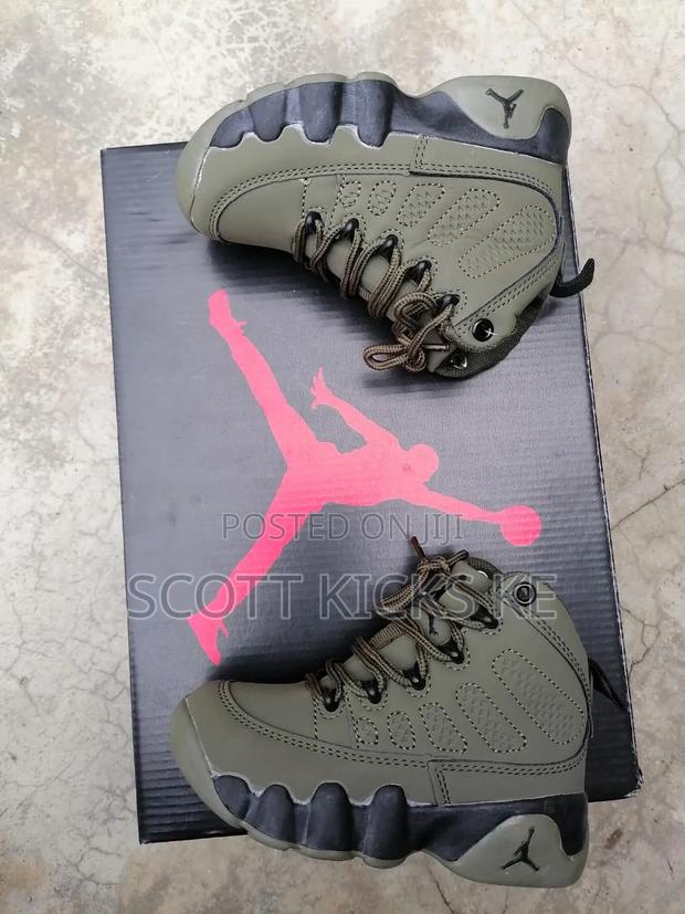 Air Jordan 9 Kids Available in Sizes 25 to 35 - thumbnail 3