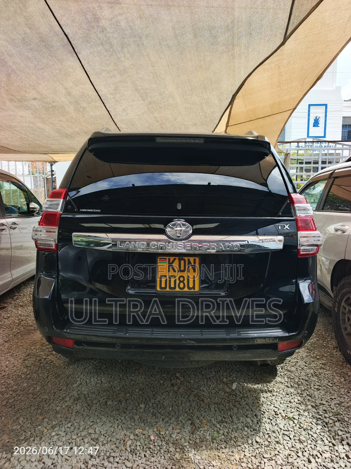 Toyota Land Cruiser Prado 2016 Black