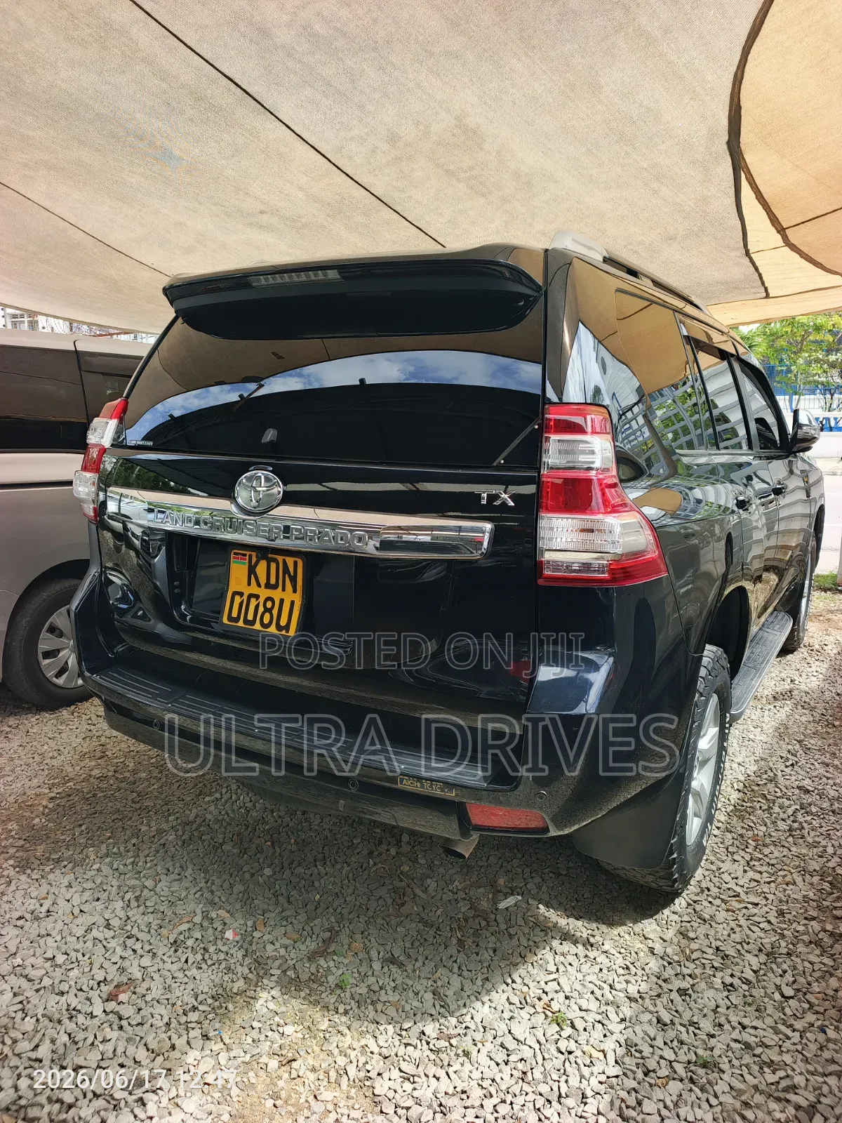 Toyota Land Cruiser Prado 2016 Black